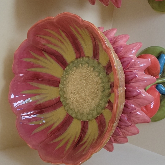 Planter - Picture 3 of 5